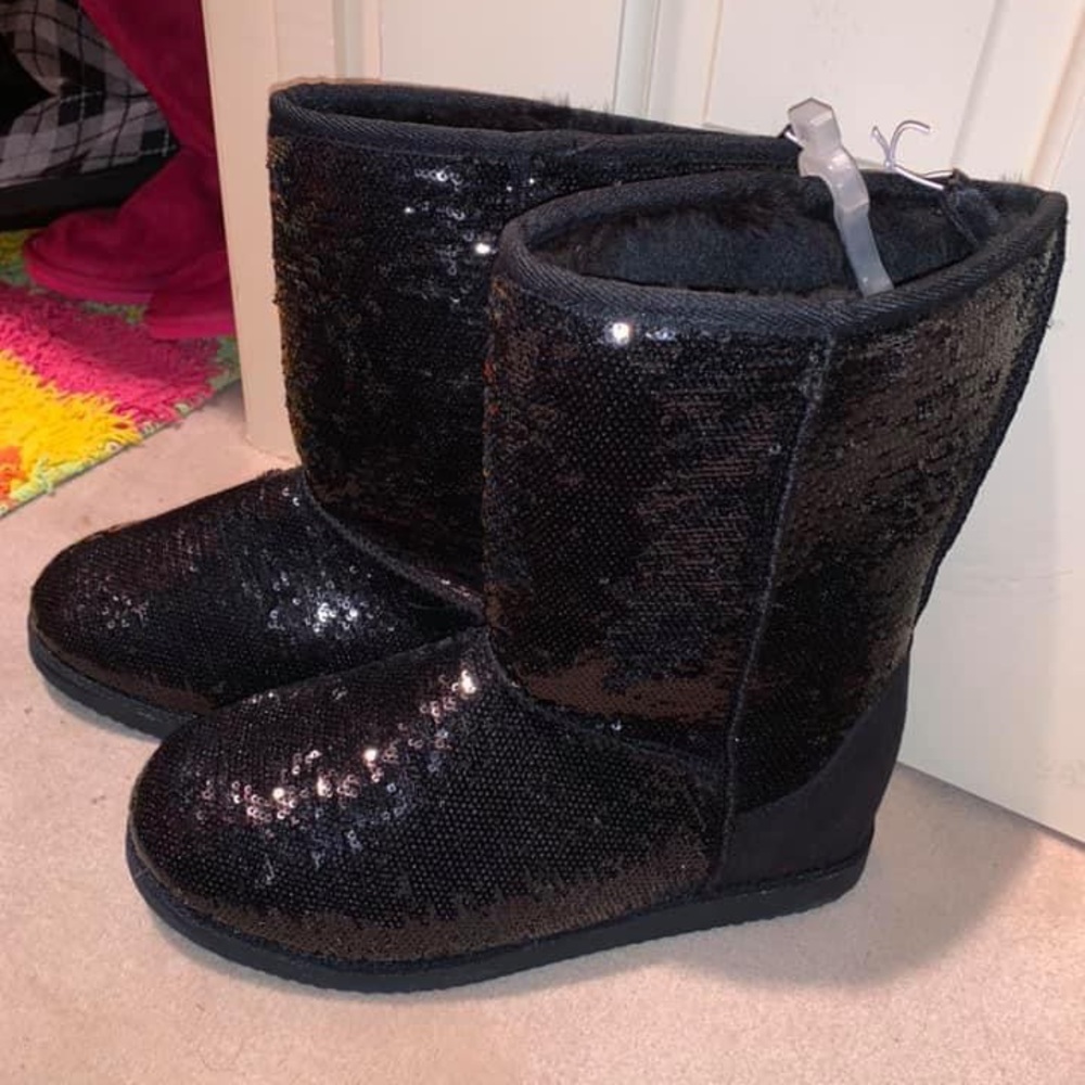 Black Sparkle Boots